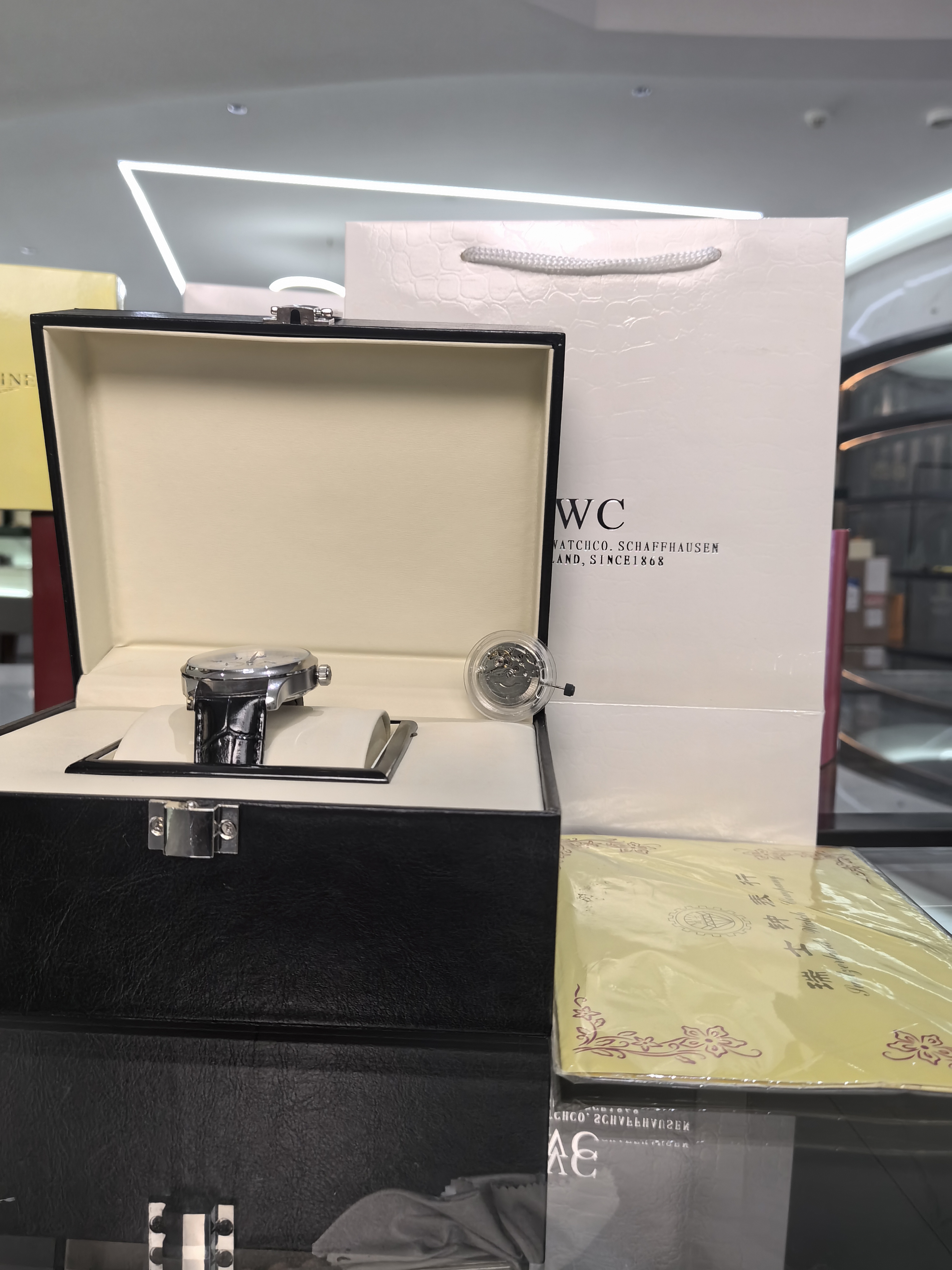 【专柜直发】葡计系列皮带款精装机芯 时尚潮流 全表配件 整套礼盒