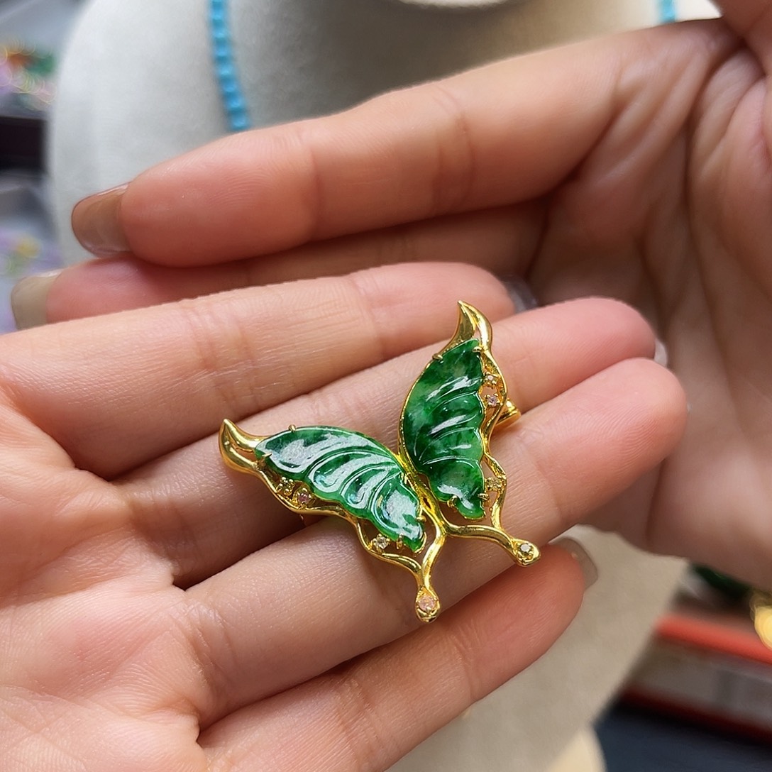 翡翠银S925镀金镶嵌吊坠(赠链)炸
