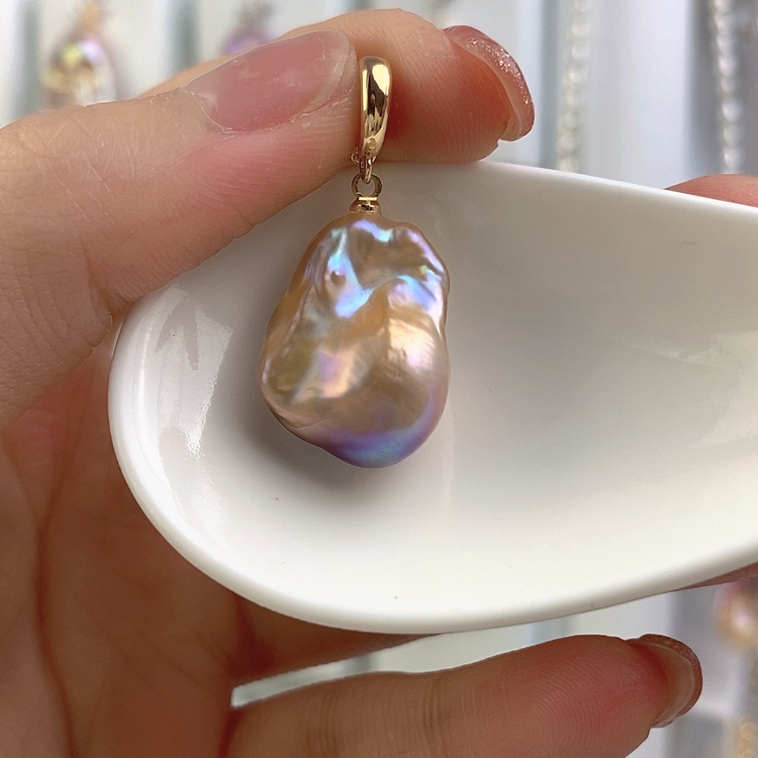 淡水珍珠颈饰合金