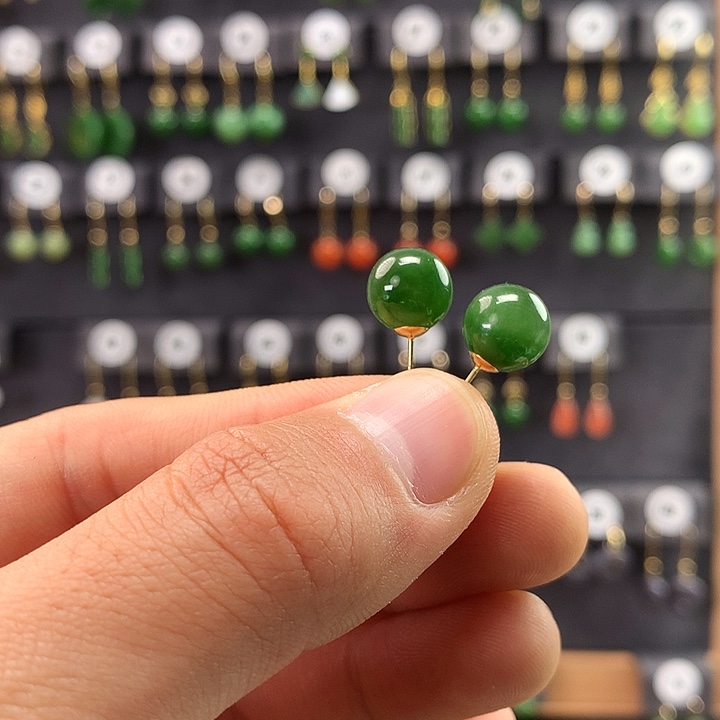 和田玉耳饰18K金镶嵌