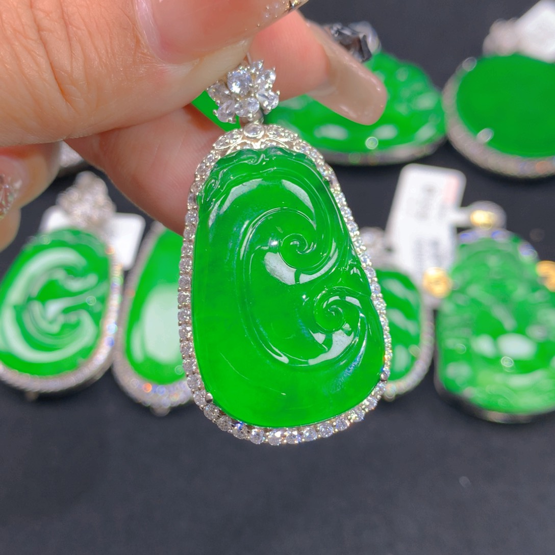 翡翠颈饰银S925镶嵌111111111