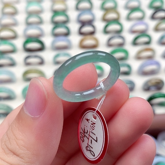 翡翠戒指未镶嵌17-18号