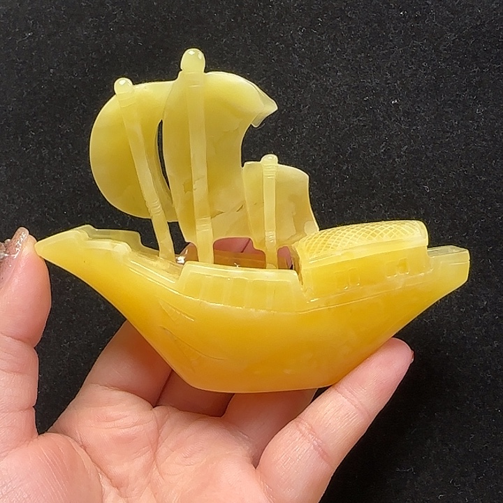 蜜蜡珠宝奇石未镶嵌