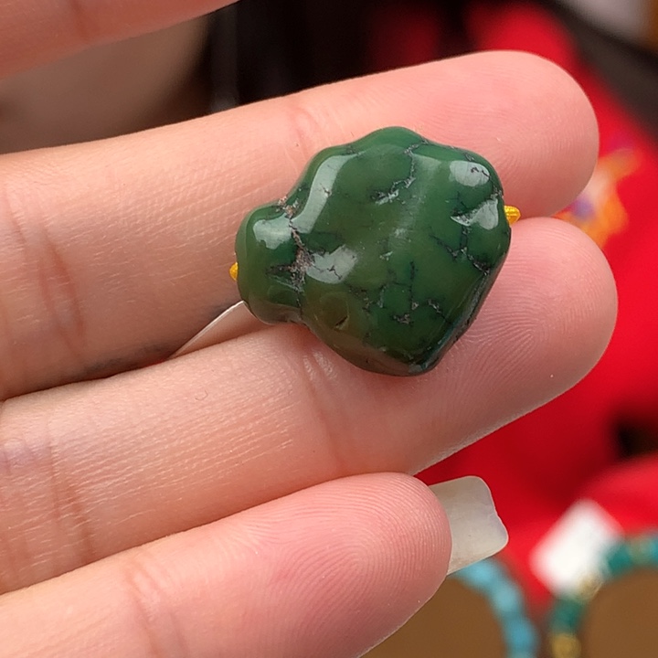 绿松石未镶嵌原矿