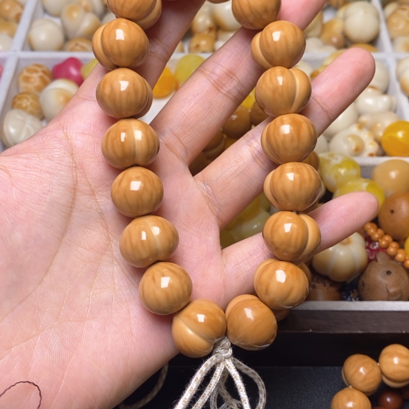 【闪购商品】吊坠猴头核桃H光面17