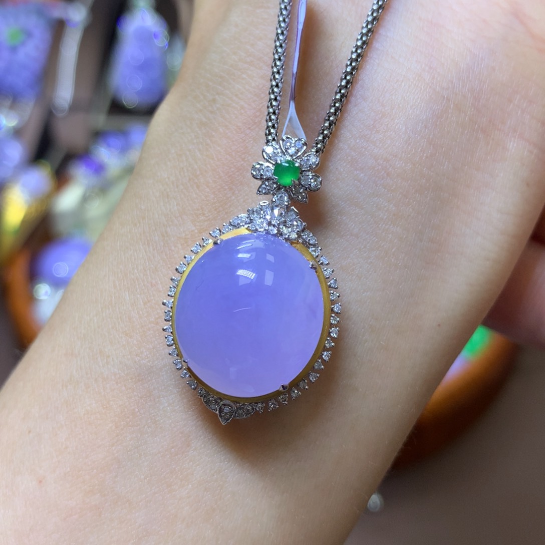 【闪购商品】翡翠颈饰18K金镶嵌翡翠