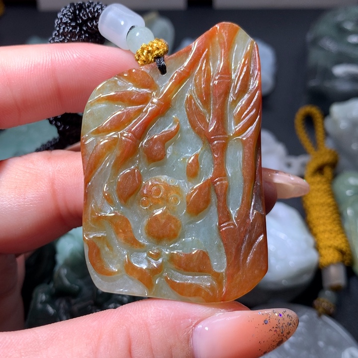 翡翠未镶嵌颈饰保真天然A货翡翠