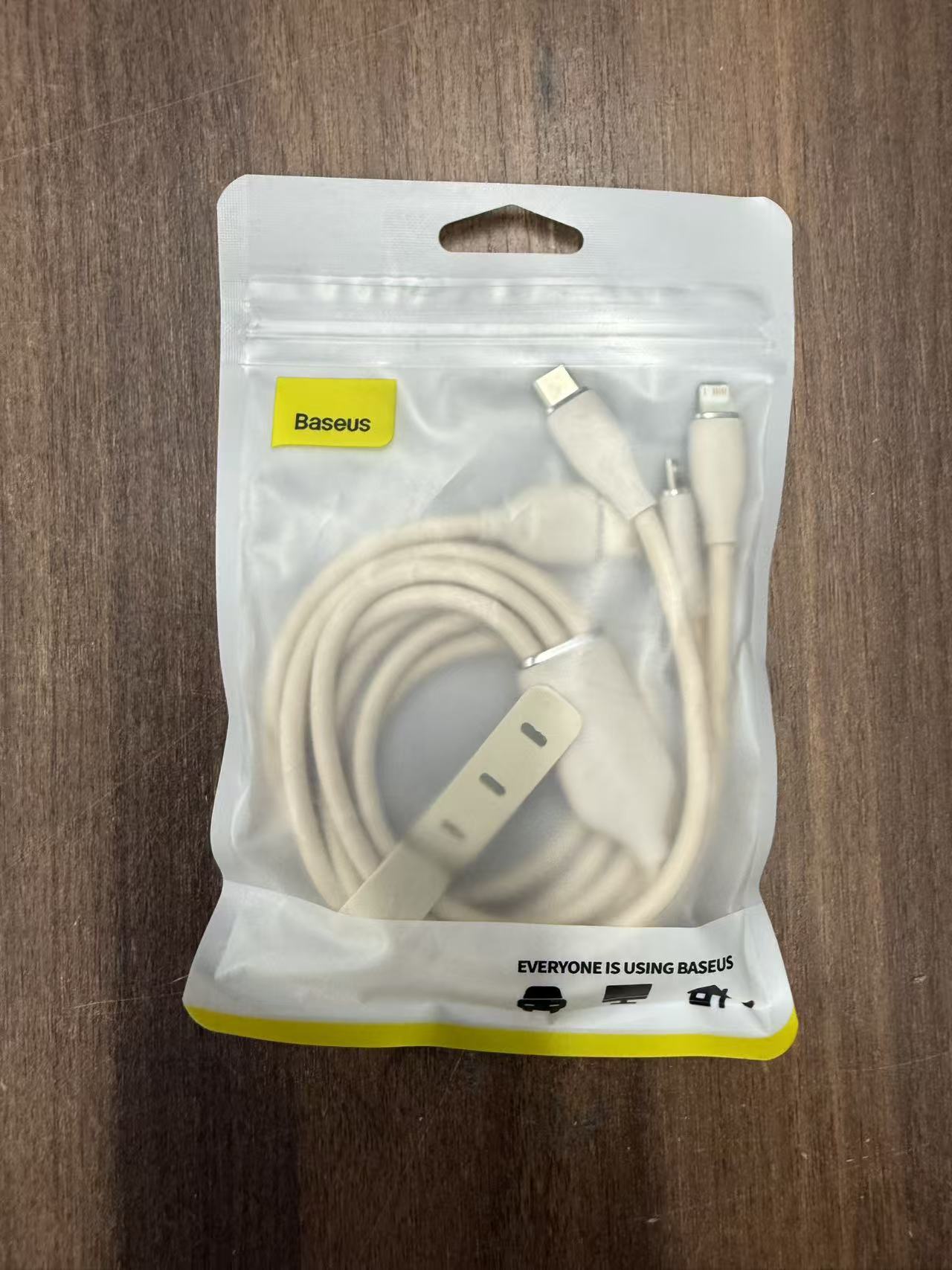 准新品 Baseus/倍思 倍思果冻系列 一拖三快充USB数据线100W