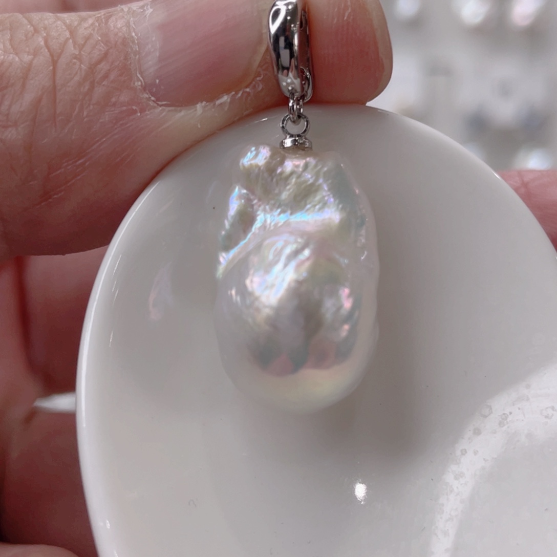 颈饰未镶嵌淡水珍珠