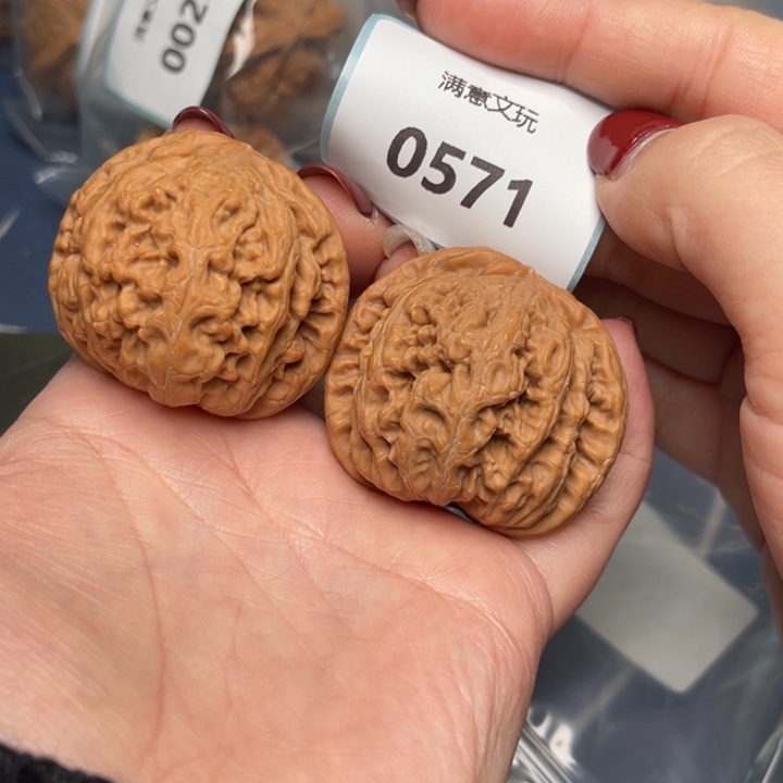 文玩核桃把件粗筋41