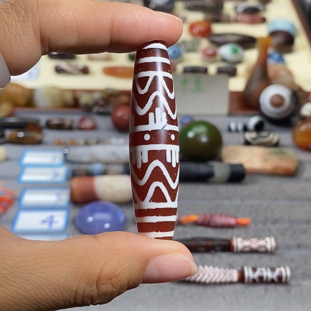 小***的玛瑙/玉髓合金颈饰