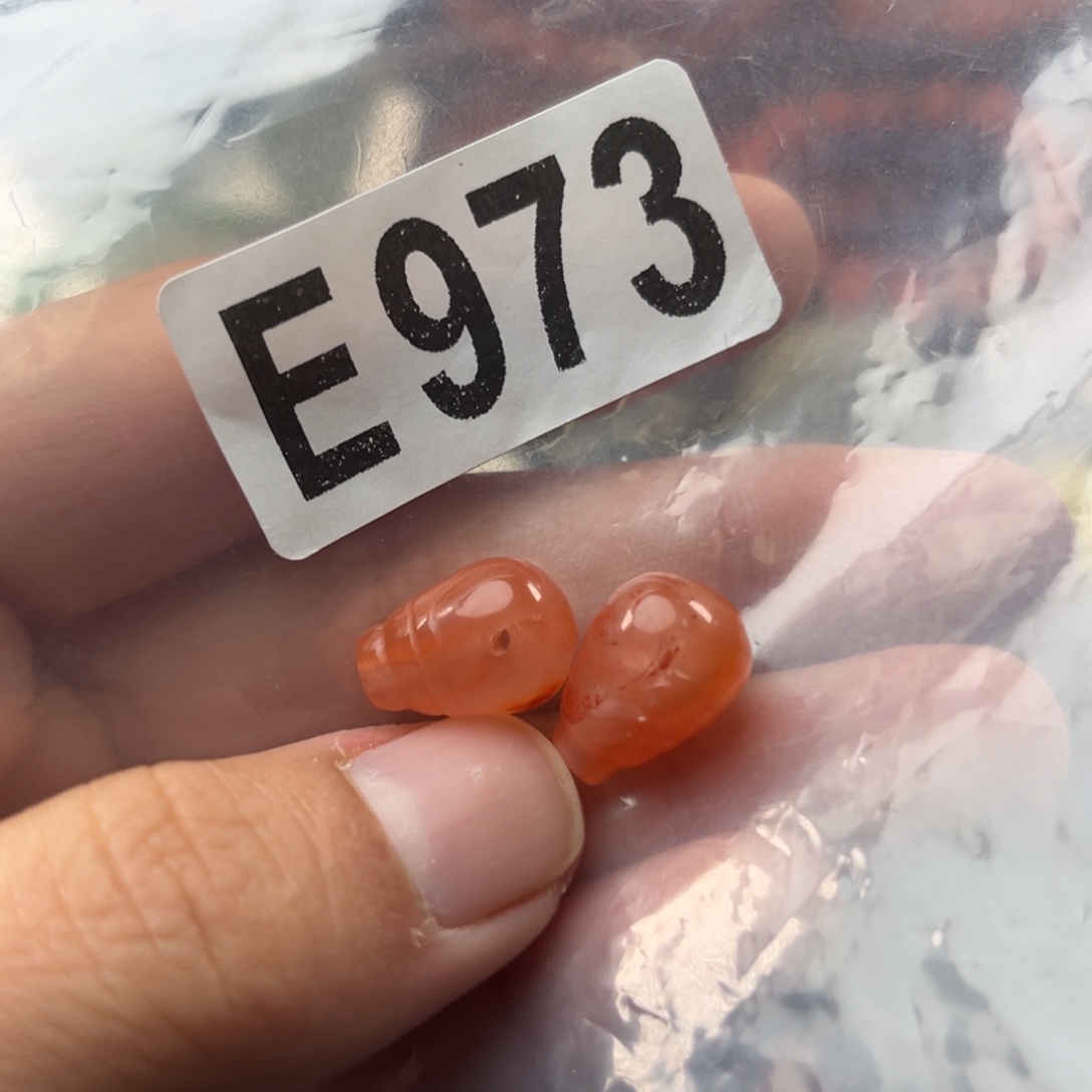 南红玛瑙未镶嵌珠宝奇石