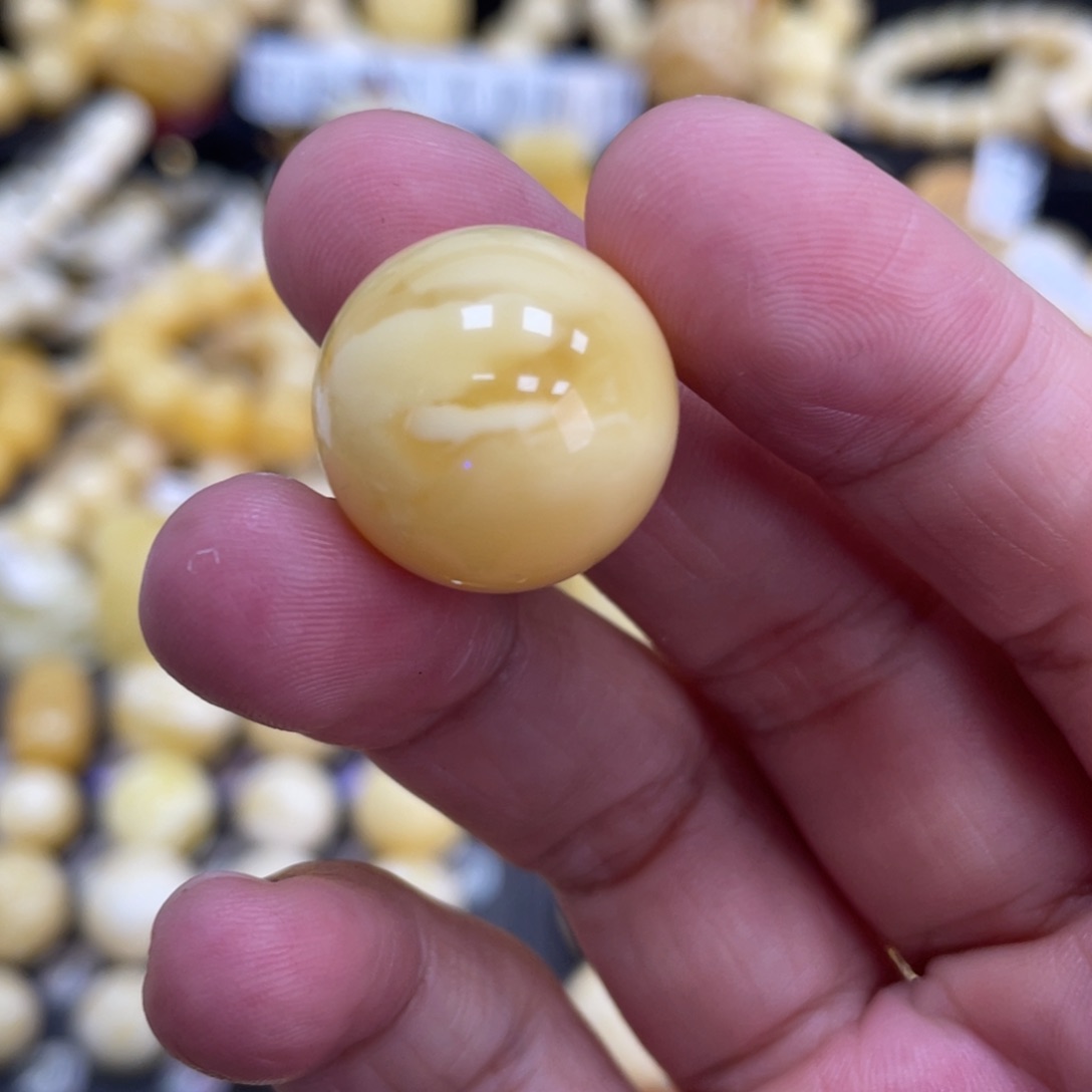 未镶嵌琥珀珠宝奇石19.1mm浓蜡