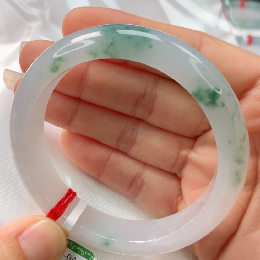 【闪购商品】翡翠手镯未镶嵌天然翡翠手镯