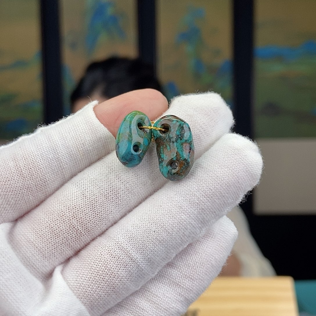 未镶嵌绿松石珠宝奇石