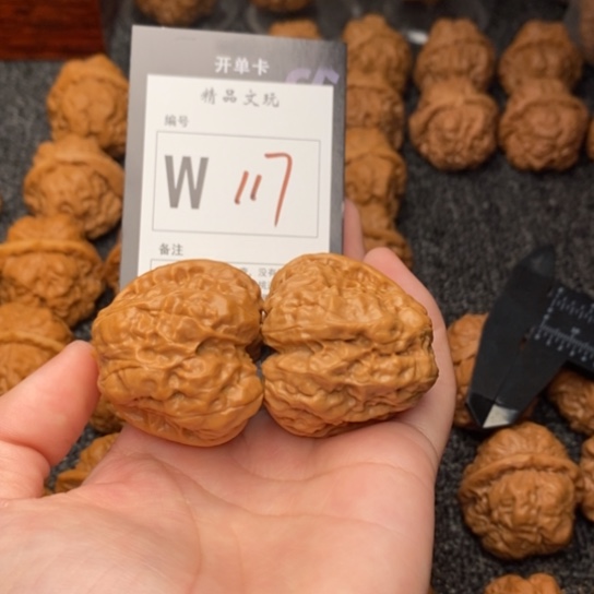 吊坠桃核我是第一百40