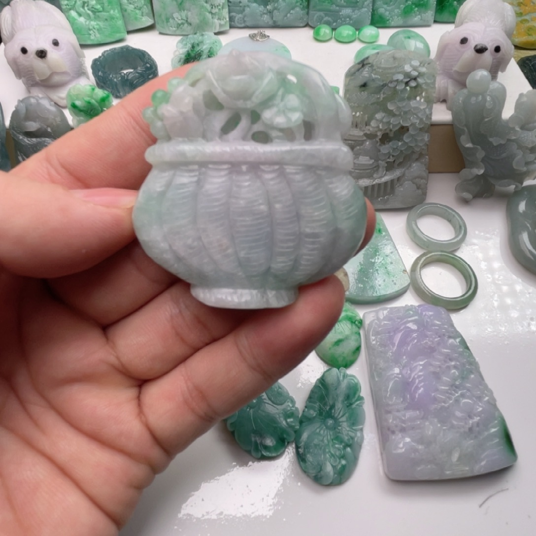 翡翠未镶嵌颈饰翡翠