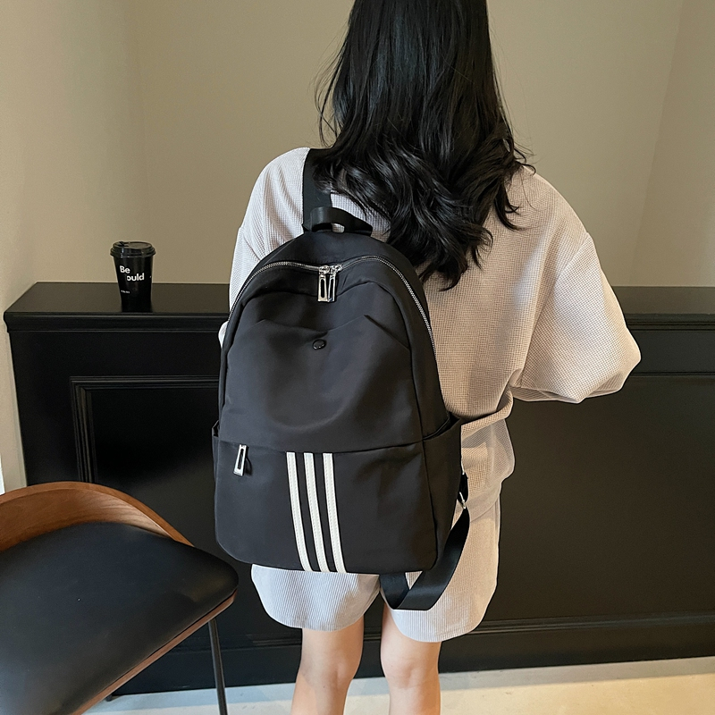 休闲百搭韩版双肩包ins轻便