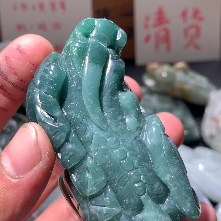 翡翠未镶嵌颈饰保真天然a货翡翠