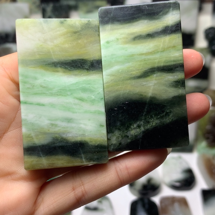 夜***渊独山玉未镶嵌颈饰有石纹