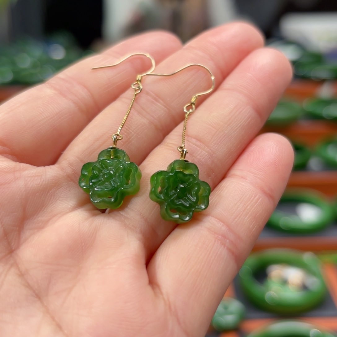 和田玉银S925镶嵌耳饰