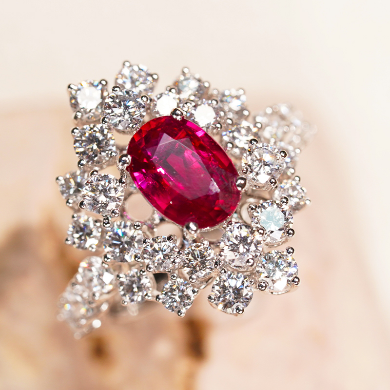 18k金红宝石钻石“女王密语”珠光宝戒指（Aigs无烧2.03克拉）