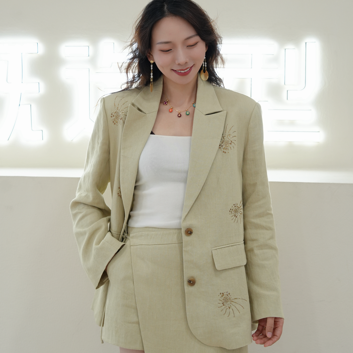 DIANAVEVINA绿色亚麻西装