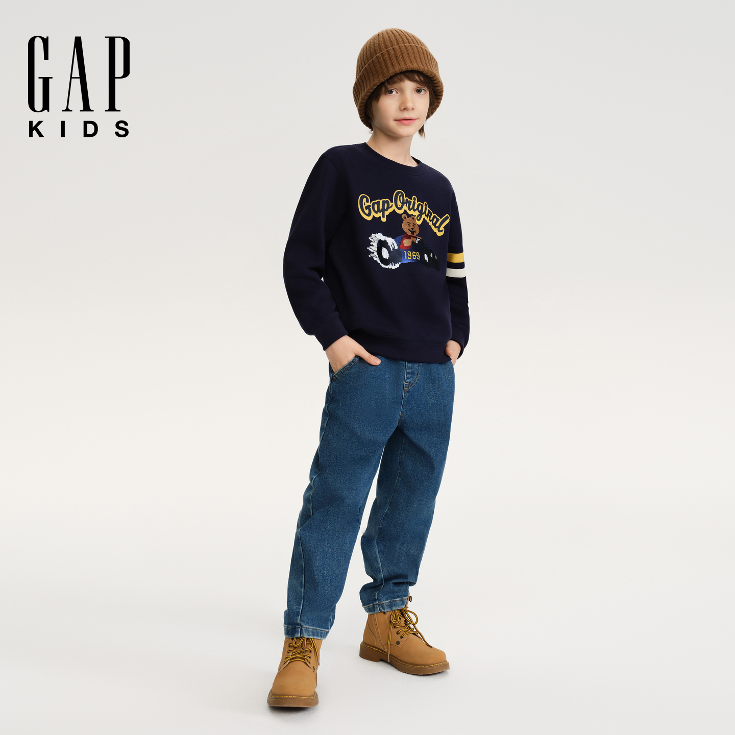 Gap男童2025秋季新款小熊刺绣松紧腰保暖桶形牛仔裤儿童装805254