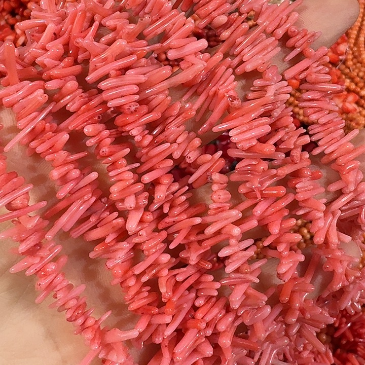 玛瑙/玉髓合金珠宝半成品一条粉色苗苗