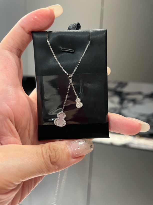 18k金钻石葫芦项链