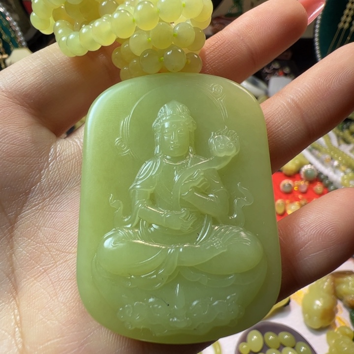 和田玉（黄玉）颈饰未镶嵌