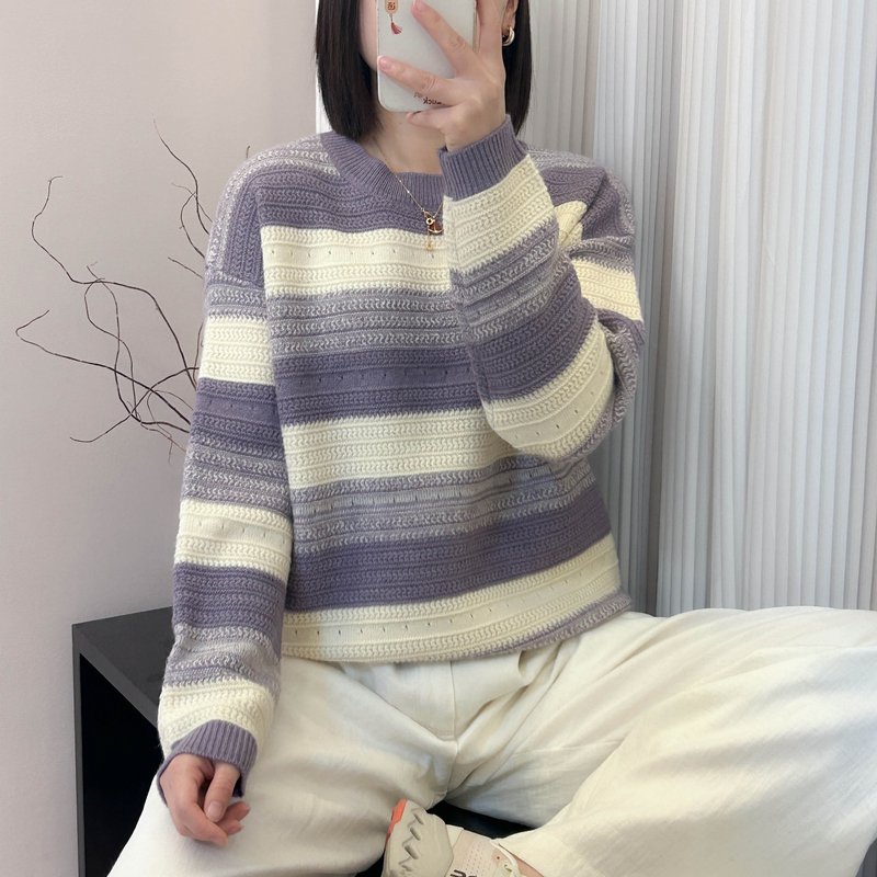 渐变条纹撞色镂空圆领长袖针织打底衫秋冬季新款上衣宽松韩版毛衣