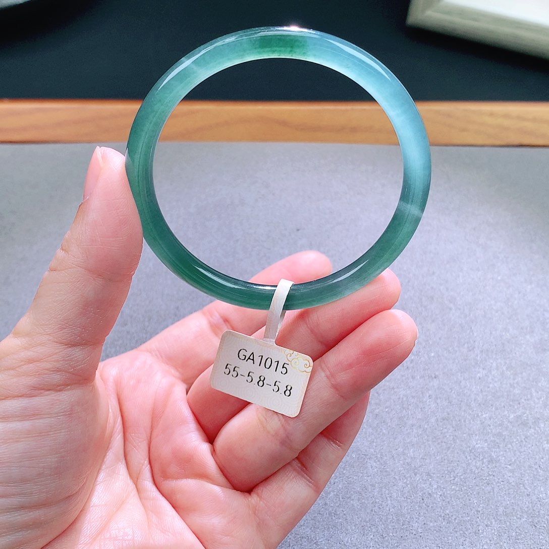 翡翠未镶嵌手镯天然翡翠手镯a货