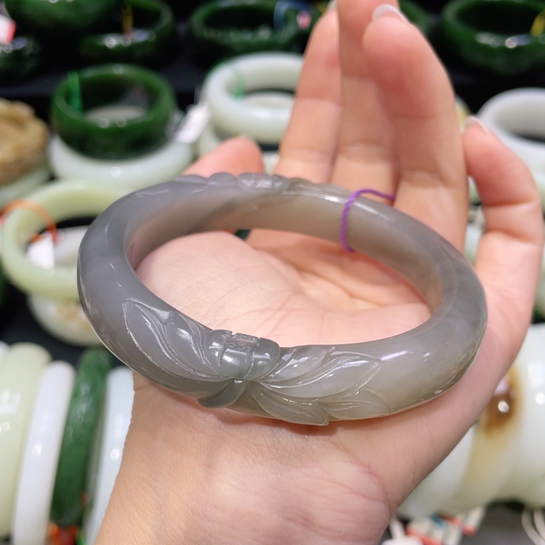 未镶嵌手镯和田玉48