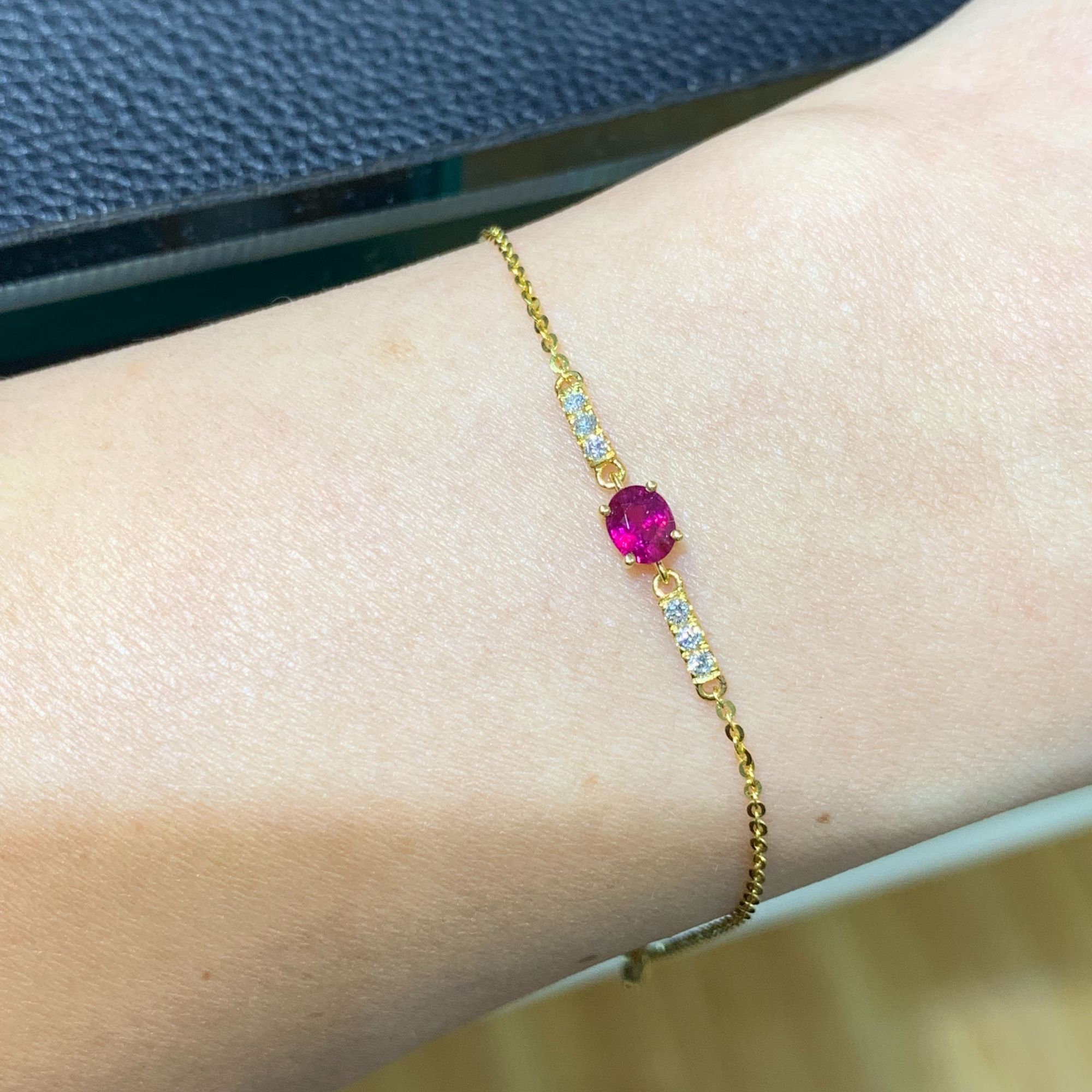 18k金天然红宝石手链