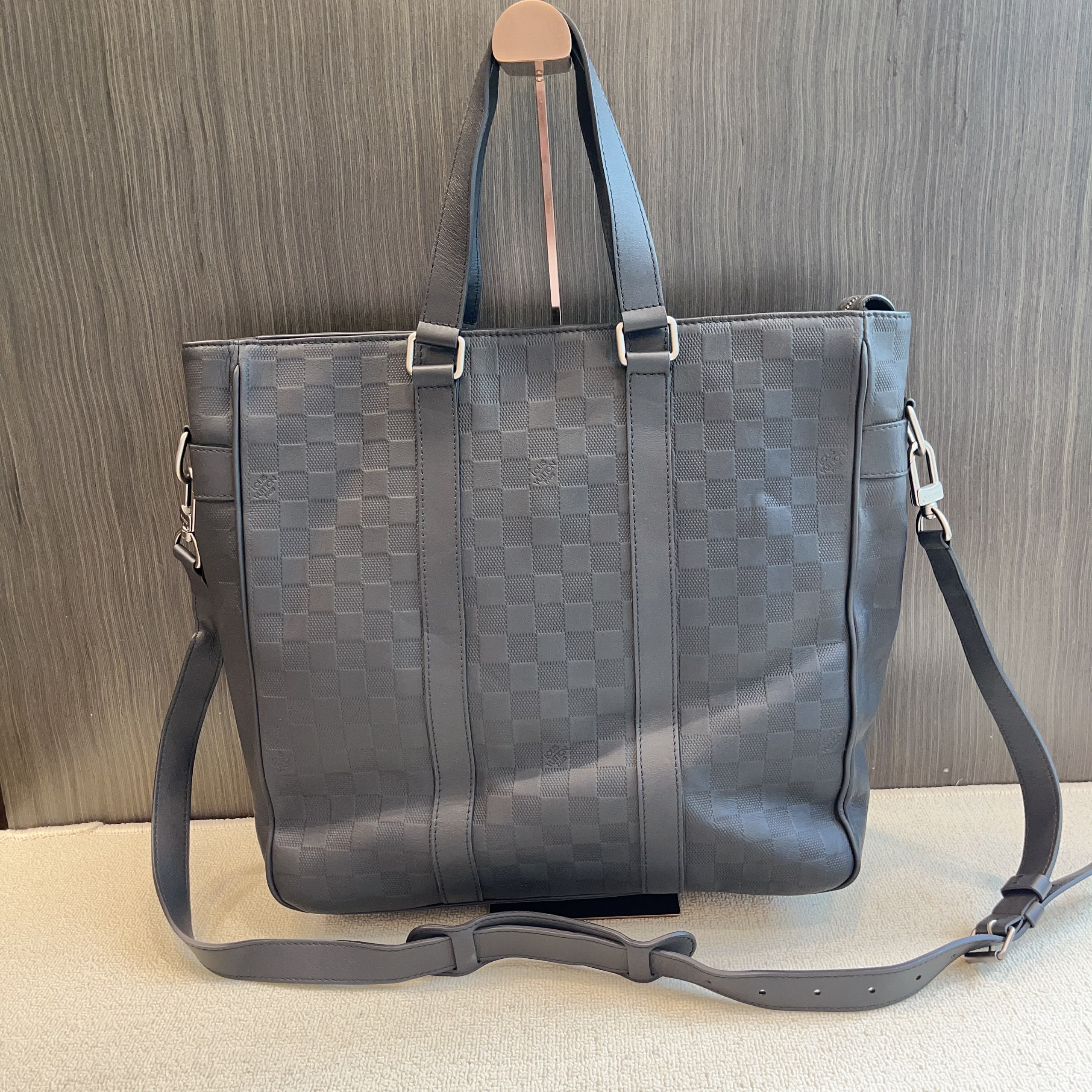 99新 LouisVuitton/路易威登 99新黑色全皮棋盘格公文包 Anwen