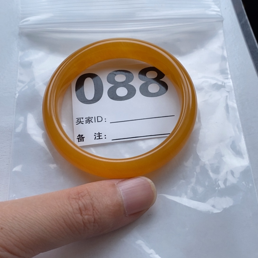 石英质玉（黄龙玉）未镶嵌手镯腊***！088手镯53圈口