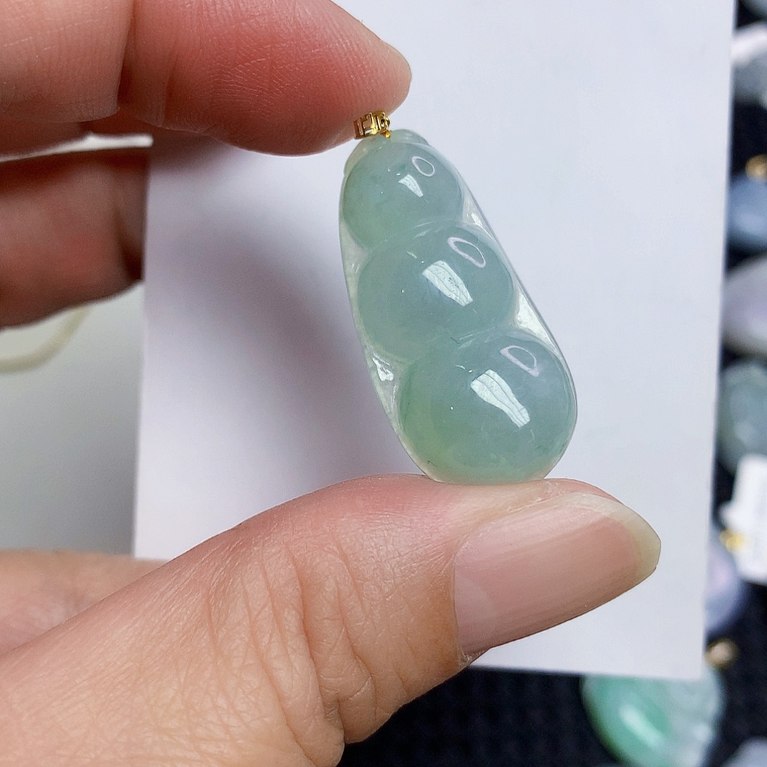 翡翠18K金镶嵌颈饰3566788