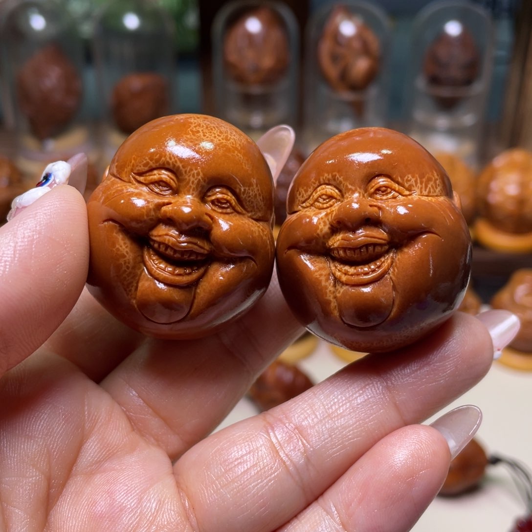 橄榄核吊坠开心一对