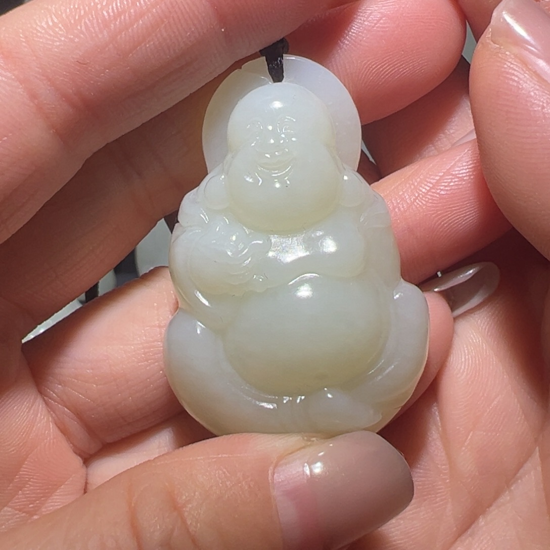 颈饰未镶嵌和田玉哈****房