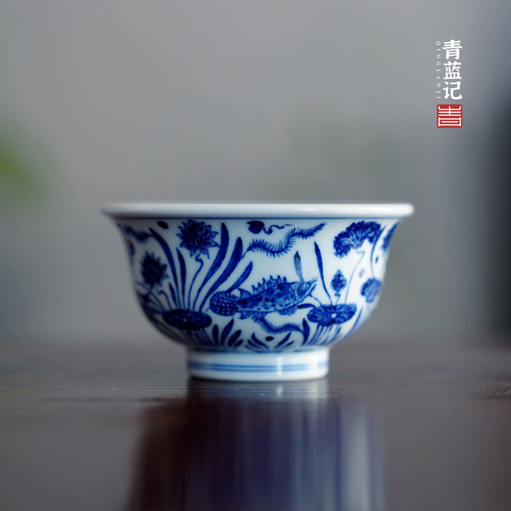 景德镇手工釉下青花手绘鱼藻纹压手杯复古陶瓷功夫喝茶主人杯