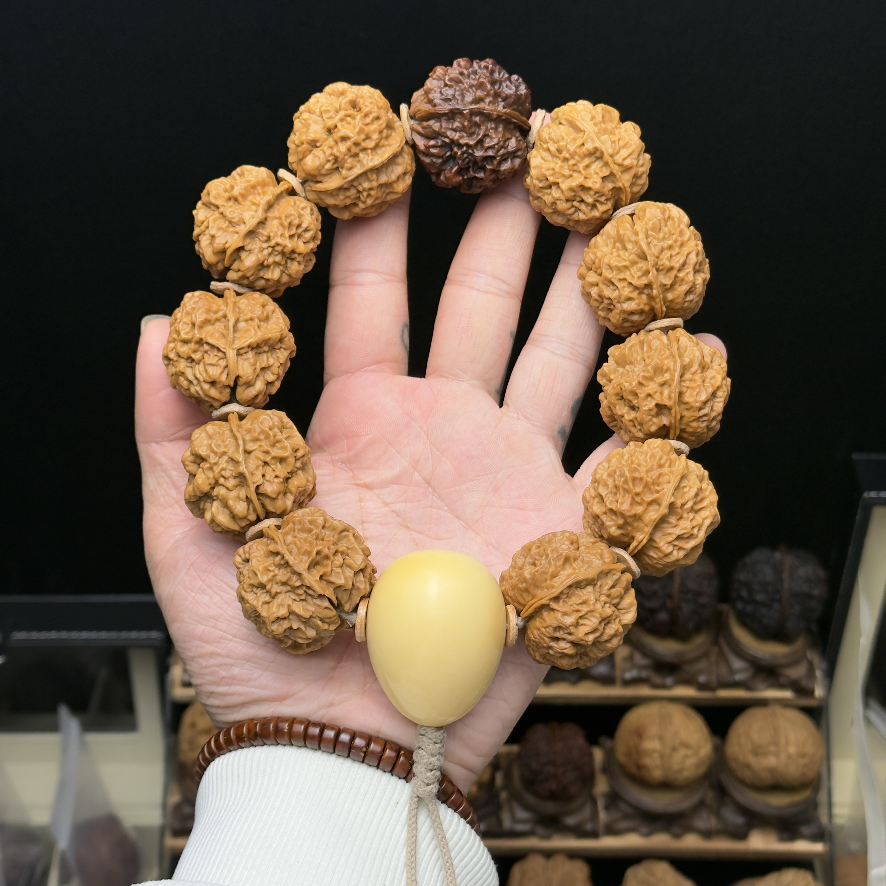 高端云铁龙鳞舍利子手持～