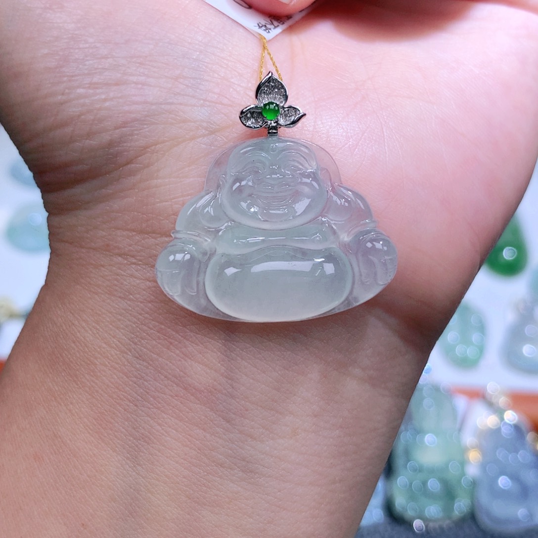 翡翠18K金镶嵌颈饰佛公