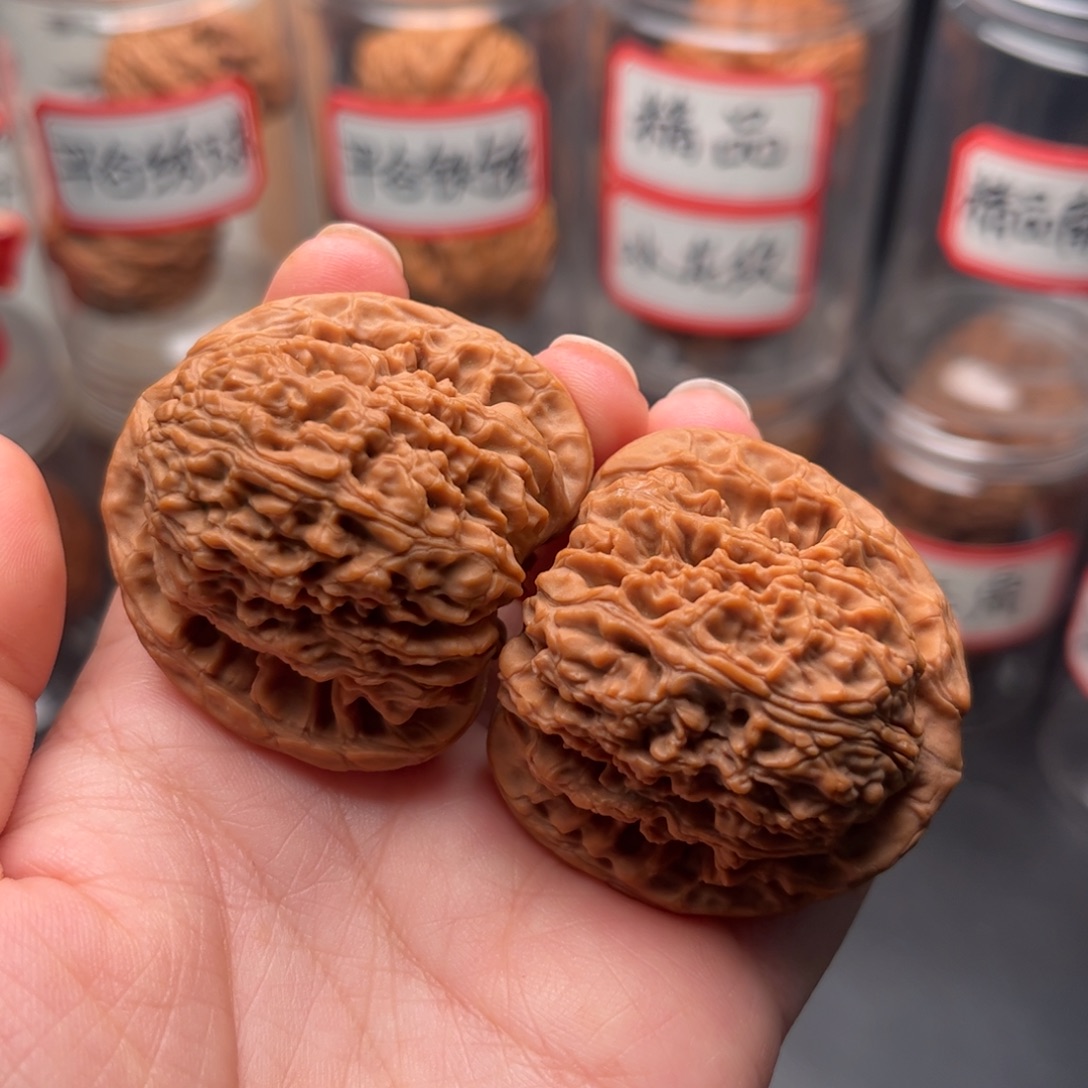 文玩核桃把件43全品南疆石