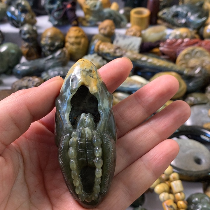 未镶嵌岫岩河磨玉（透闪石质玉）笔搁