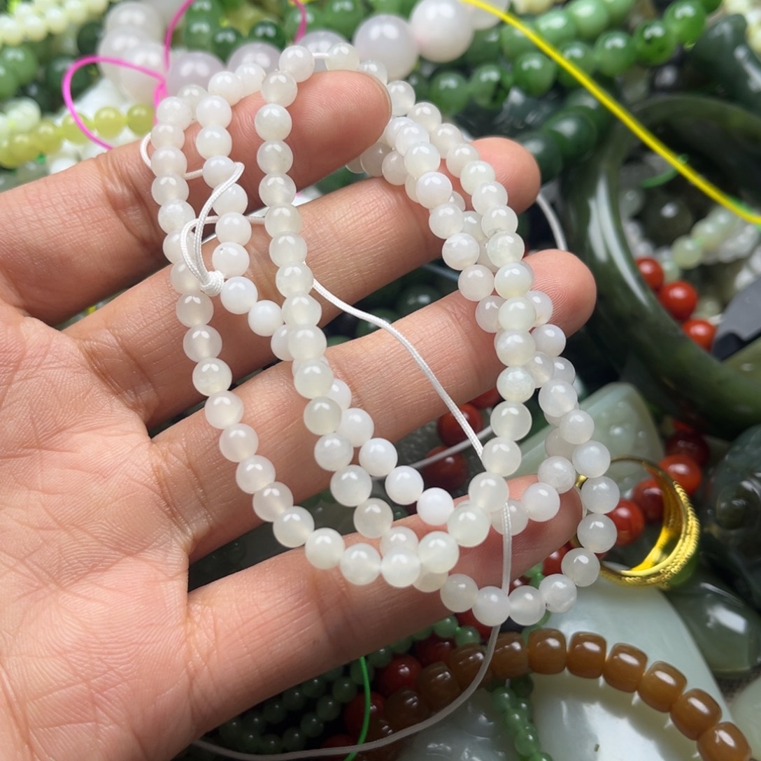 和田玉（白玉）未镶嵌颈饰