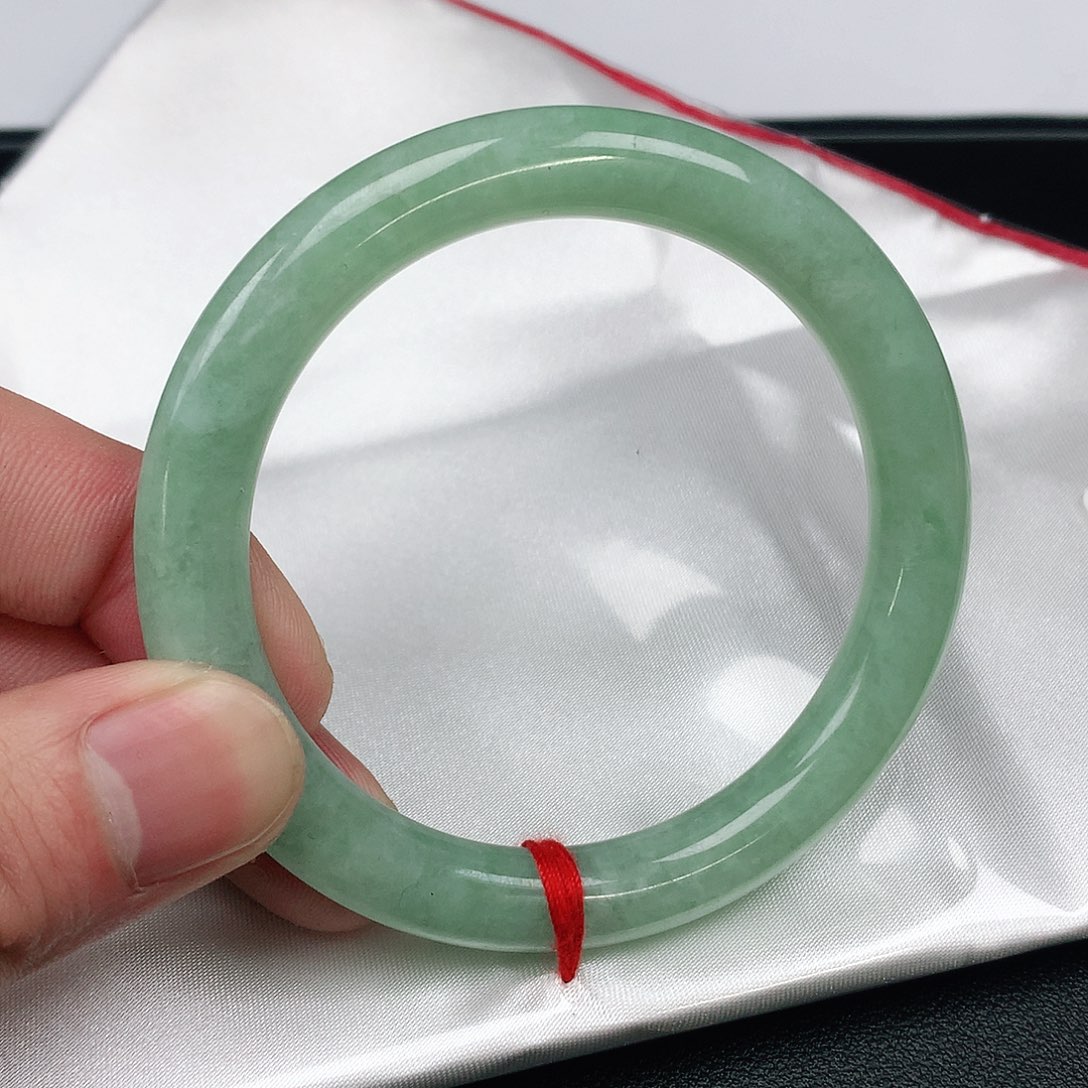 翡翠手镯未镶嵌圈53