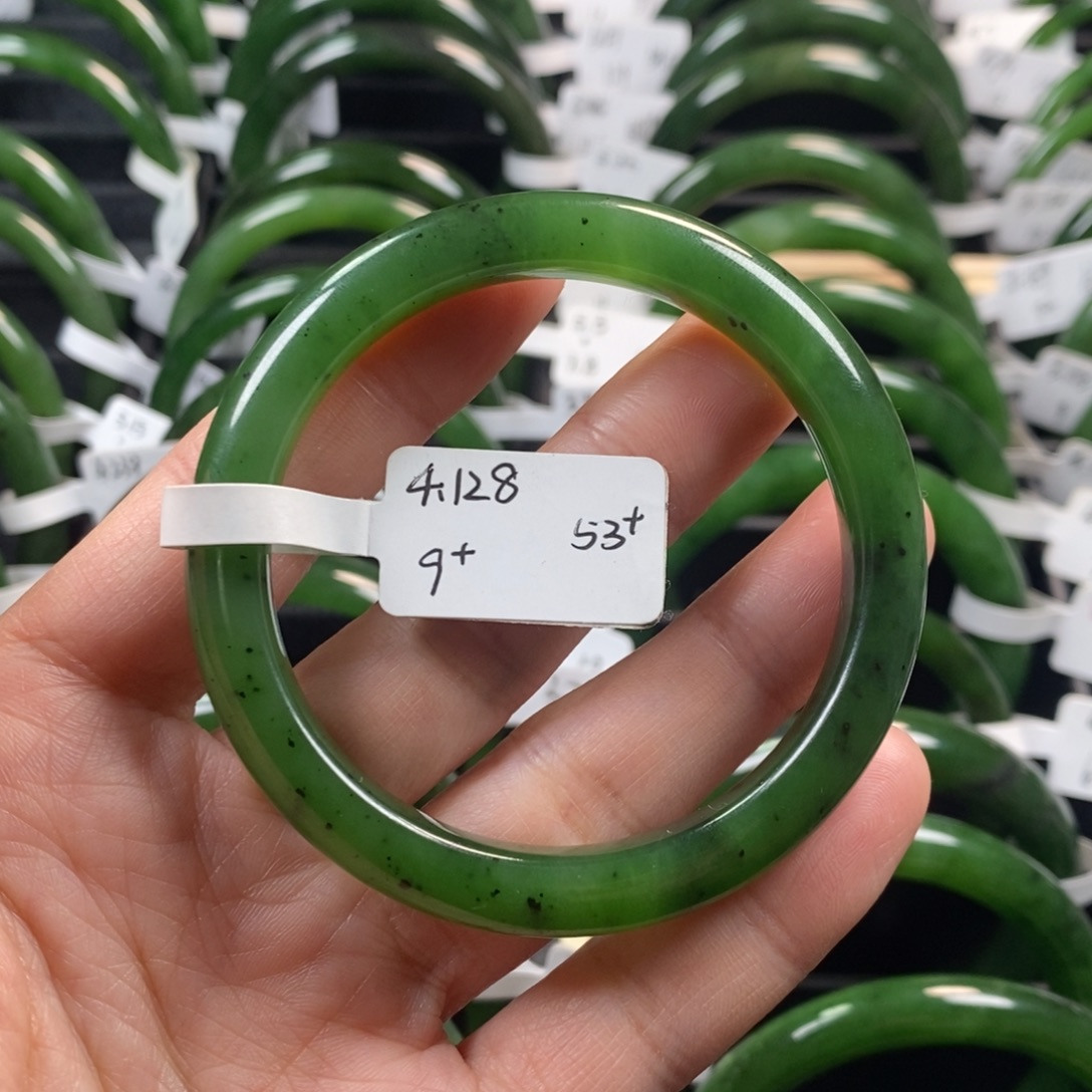 相****和田玉（碧玉）未镶嵌手镯