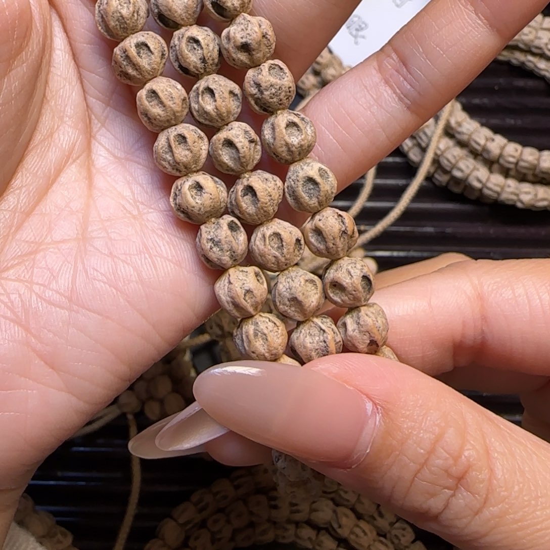 柏香籽/百香籽吊坠大****豆