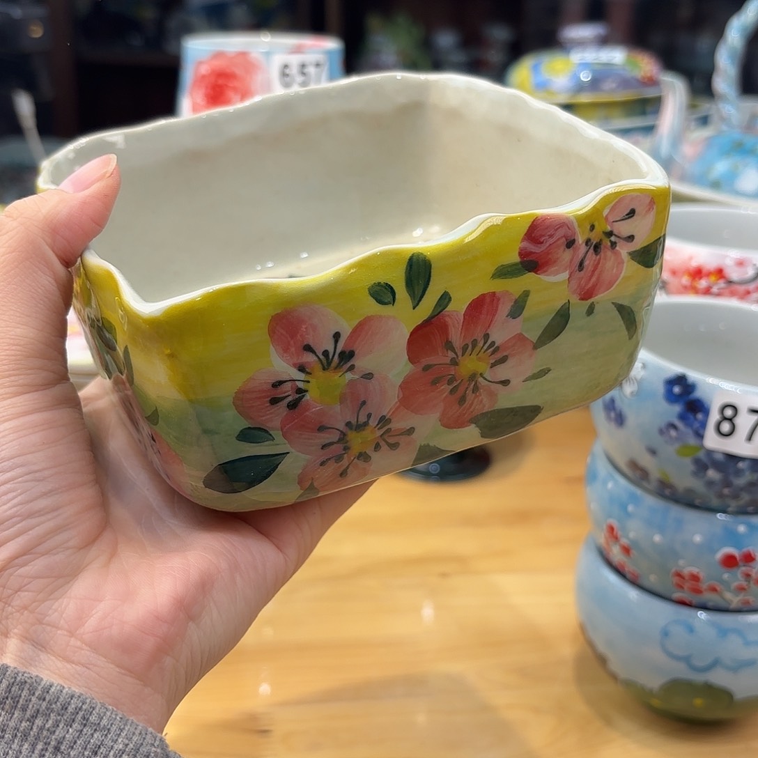 瓷片兔兔好可爱呀打
